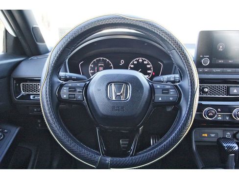 Used 2023 Honda Civic Sport image 14