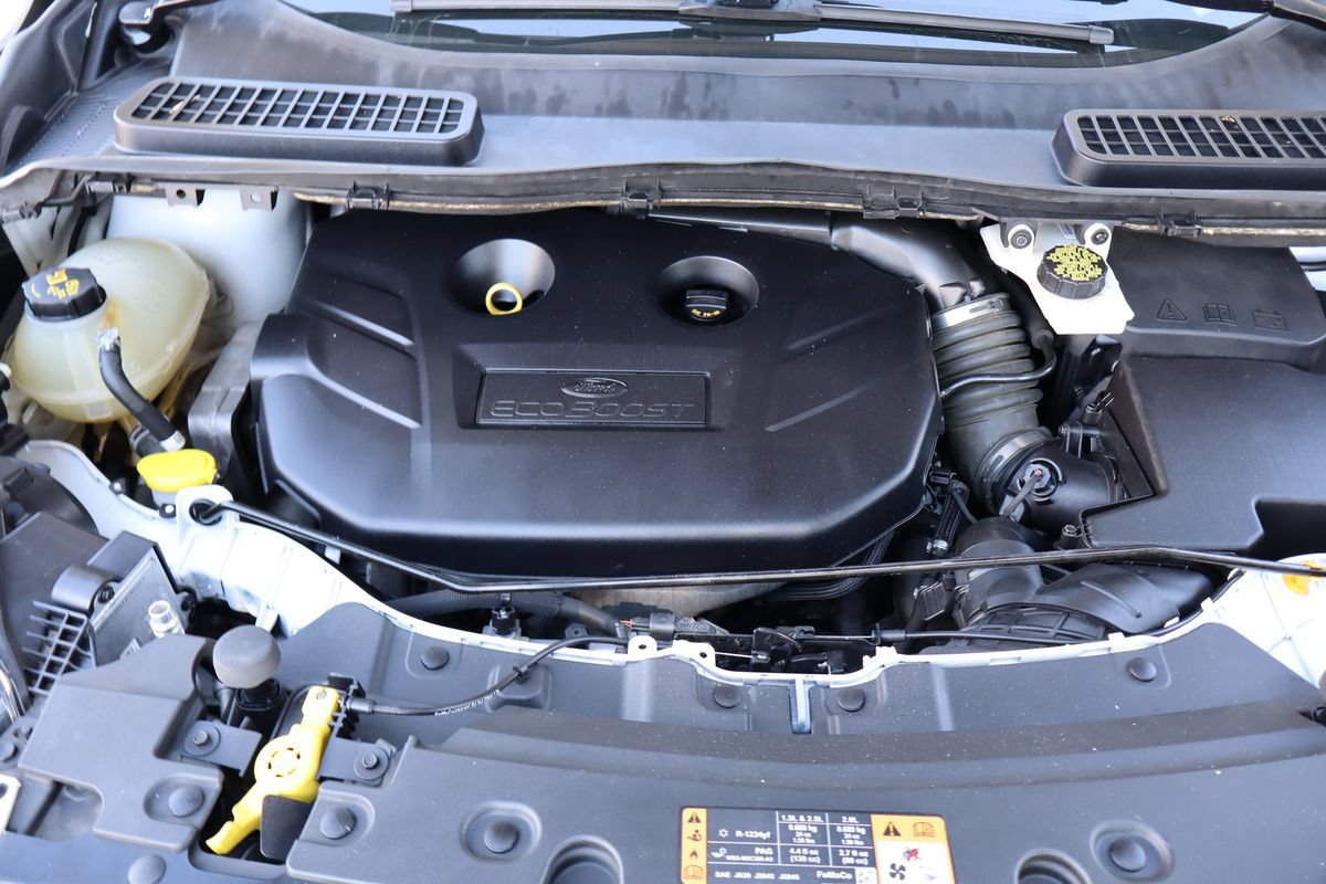 Used 2017 Ford Escape SE w/ Equipment Group 201A AWD/4WD image 38