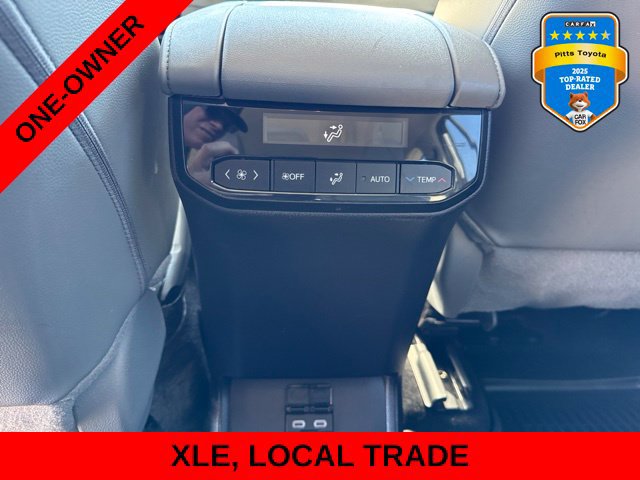 Used 2024 Toyota Highlander XLE FWD image 20