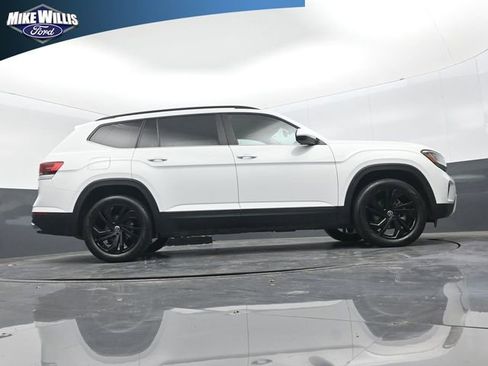 Used 2022 Volkswagen Atlas SE image 24
