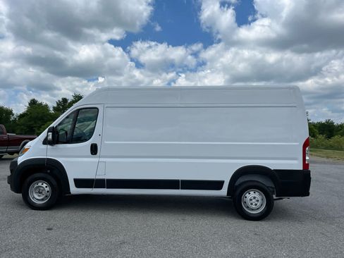 Used 2023 RAM ProMaster 2500 FWD image 6