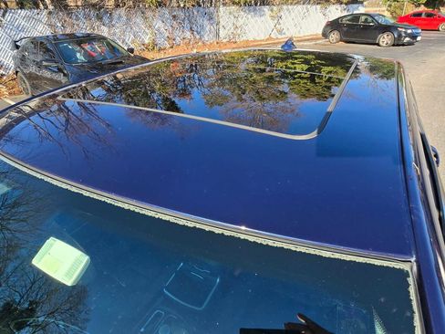 Used 2015 Chrysler 300 Limited image 12