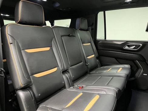 Used 2023 GMC Yukon XL AT4 AWD/4WD image 50