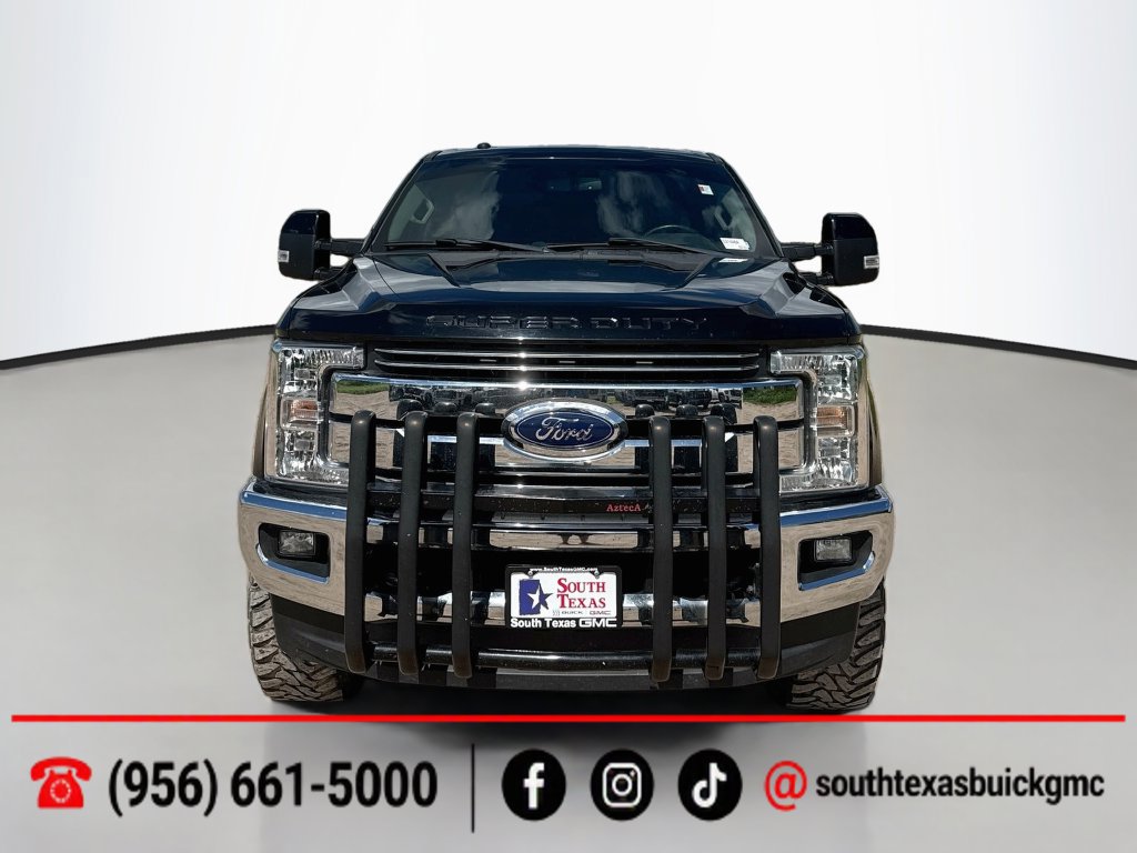 Used 2018 Ford F250 Lariat w/ Lariat Value Package AWD/4WD image 2