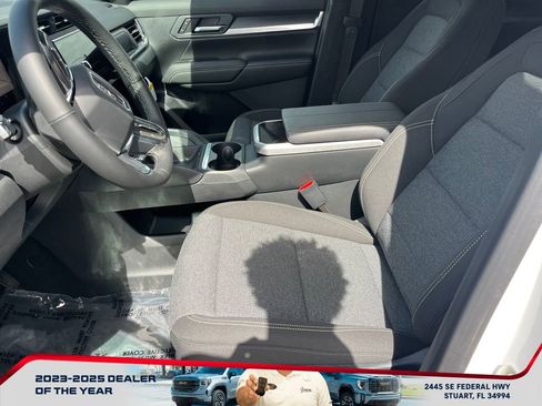 New 2026 GMC Terrain Elevation image 9