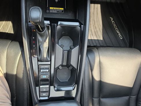Used 2025 Honda Accord Sport image 21