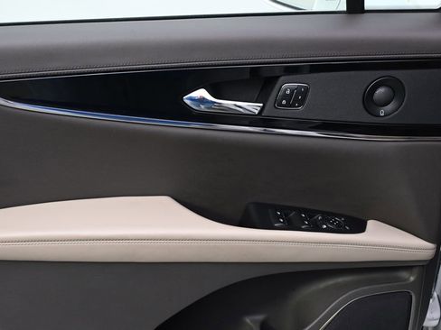 Used 2023 Lincoln Nautilus Reserve w/ Equipment Group 201A image 18