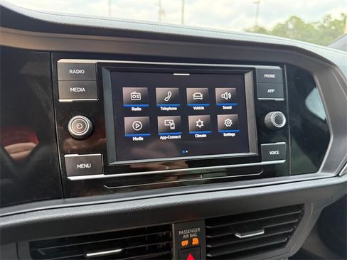 Used 2020 Volkswagen Jetta R-Line w/ R-Line Cold Weather Package image 12