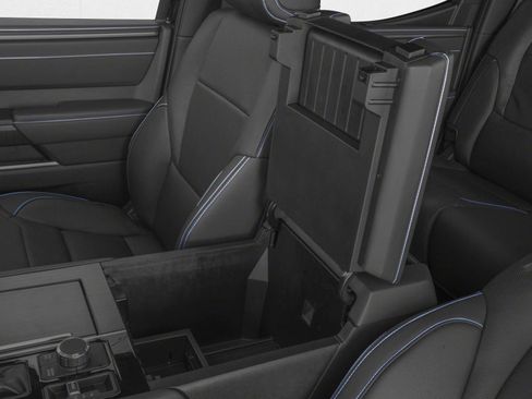 New 2026 Toyota Tundra Platinum AWD/4WD image 10