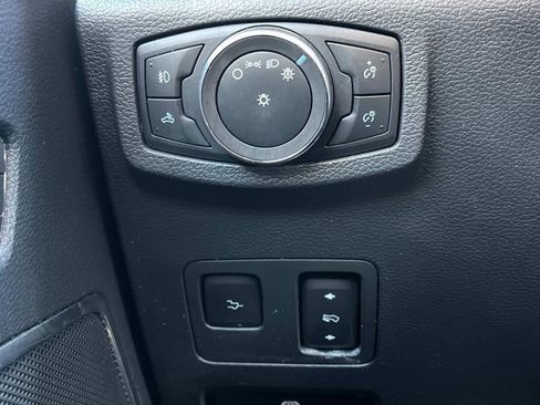 Used 2022 Ford F250 Lariat w/ Lariat Ultimate Package image 40