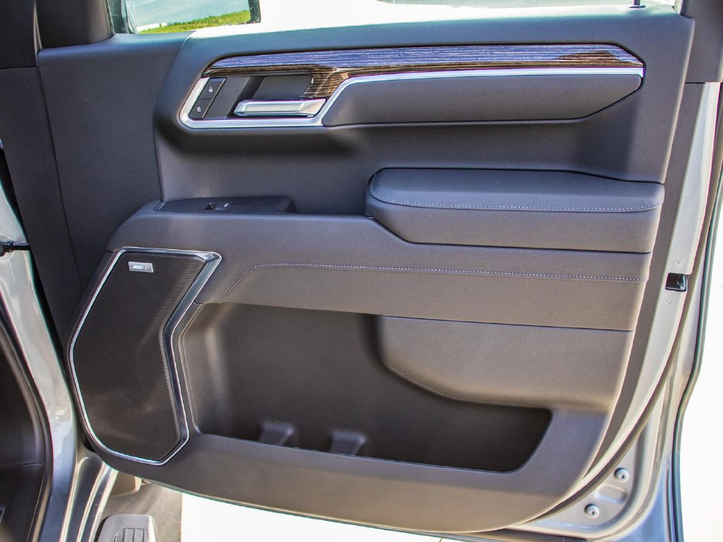 Used 2026 GMC Sierra 1500 Elevation w/ Elevation Premium Package AWD/4WD image 18