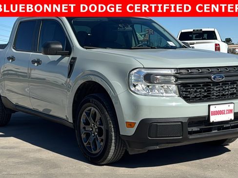 Used 2024 Ford Maverick XLT image 3