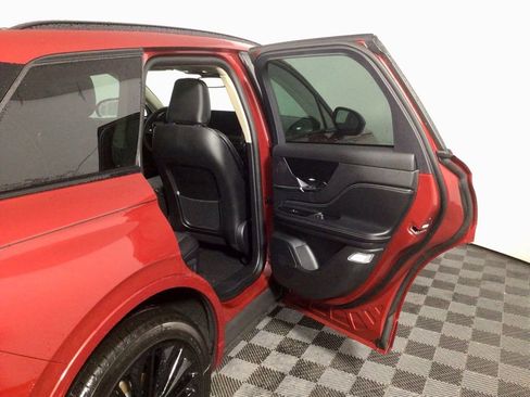 New 2025 Lincoln Corsair Grand Touring w/ Jet Appearance Package image 32