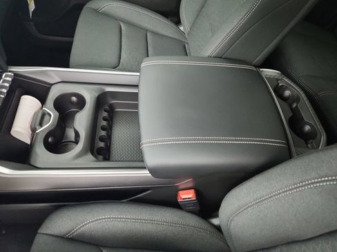 New 2026 RAM 1500 Express AWD/4WD image 11