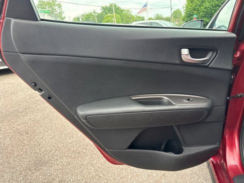 Used 2019 Kia Optima S FWD image 14