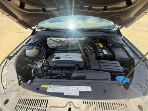 Used 2018 Volkswagen Tiguan Limited w/ Premium Package FWD image 27