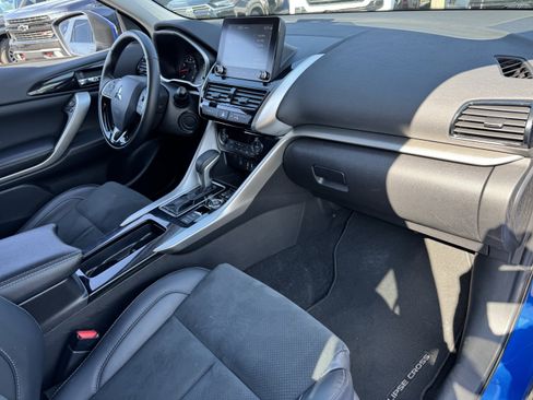 Used 2024 Mitsubishi Eclipse Cross SE AWD/4WD image 39