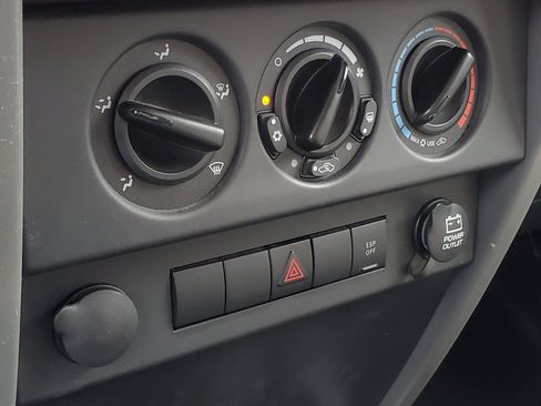 Used 2008 Jeep Wrangler Unlimited Sahara w/ Trailer Tow Group AWD/4WD image 14