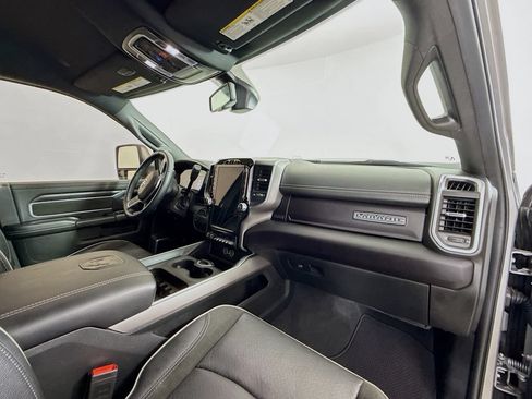 Used 2023 RAM 2500 Laramie w/ Night Edition AWD/4WD image 29