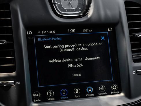 Used 2019 Chrysler 300 S RWD image 40