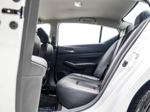 Used 2024 Nissan Altima 2.5 SR FWD image 36