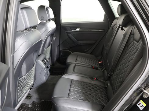 Used 2023 Audi SQ5 Premium Plus w/ Premium Plus Package image 37