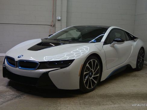 Used 2014 BMW i8 image 2