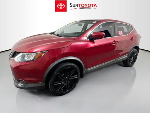 Used 2019 Nissan Rogue Sport S w/ Appearance Package FWD image 9