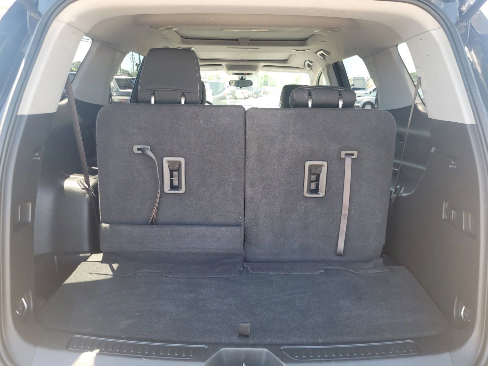 Used 2017 GMC Acadia SLE w/ Driver Alert Package I FWD image 16