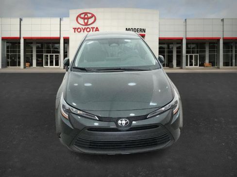 New 2026 Toyota Corolla LE image 2