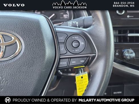 Used 2024 Toyota Camry SE FWD image 21