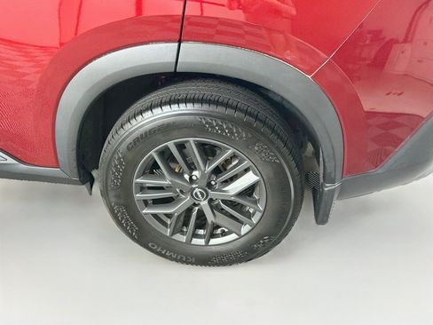 Used 2023 Nissan Rogue S FWD image 11