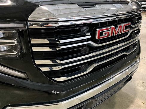 Used 2024 GMC Sierra 1500 SLT image 31