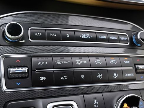 Used 2023 Hyundai Santa Fe Calligraphy w/ Cargo Package image 32