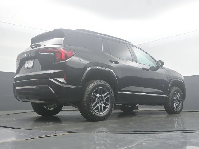 New 2026 GMC Terrain AT4 w/ LPO, Black Badging Package AWD/4WD image 49