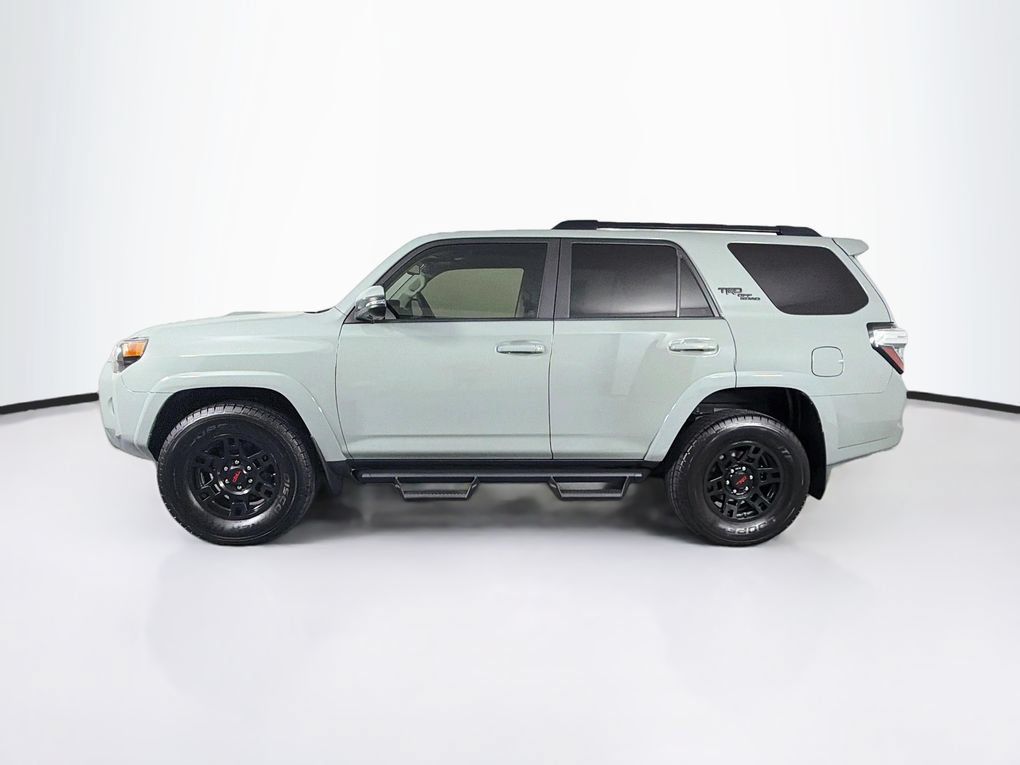 Used 2022 Toyota 4Runner TRD Off-Road Premium AWD/4WD image 6