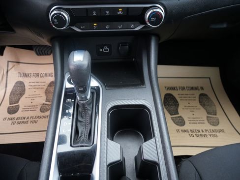 Used 2020 Nissan Sentra S image 12