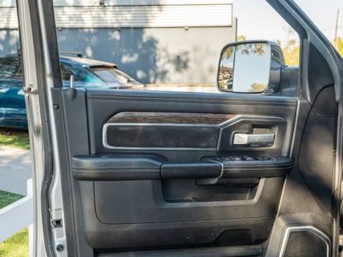 Used 2020 RAM 2500 Laramie image 17