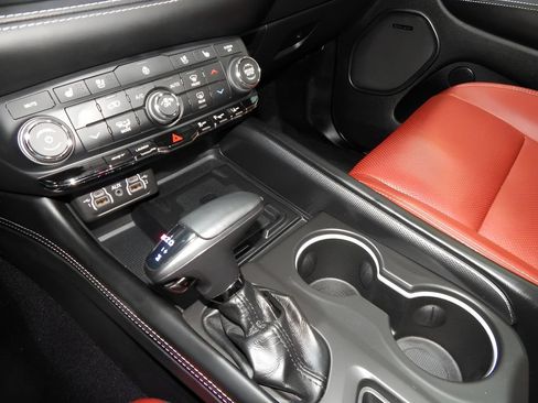 Used 2021 Dodge Durango SRT Hellcat w/ Technology Group AWD/4WD image 21