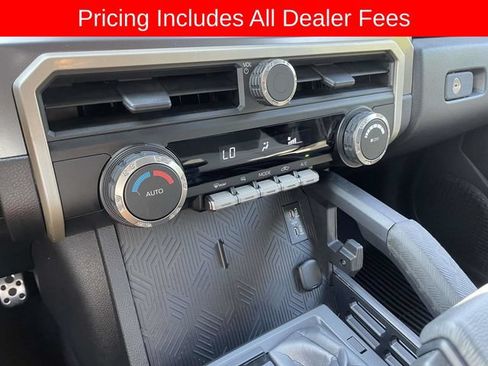 Used 2026 Toyota Tacoma TRD Sport AWD/4WD image 32