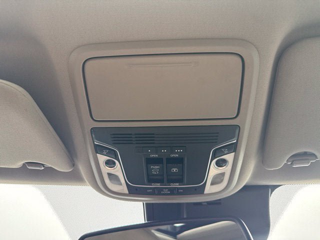 Used 2018 Honda Pilot Elite image 35