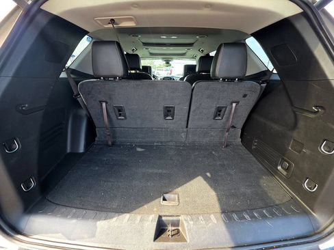 Used 2019 Chevrolet Traverse Premier w/ Redline Edition AWD/4WD image 7