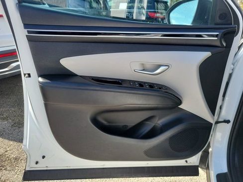 Used 2022 Hyundai Tucson SEL w/ Convenience Package FWD image 16