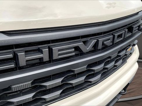 Used 2026 Chevrolet Silverado 1500 Custom AWD/4WD image 38