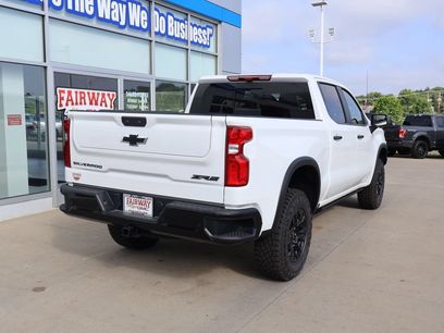 New 2026 Chevrolet Silverado 1500 ZR2 w/ Dark Appearance Package