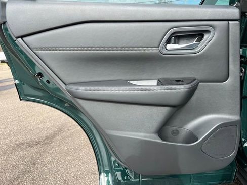 New 2026 Nissan Rogue SV image 30