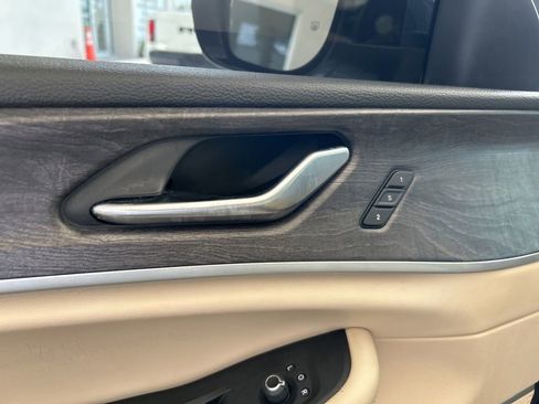 Used 2021 Jeep Grand Cherokee L Limited RWD image 38