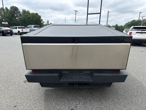 Used 2025 Tesla Cybertruck AWD Crew Cab image 6