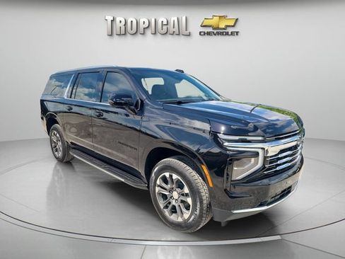 New 2026 Chevrolet Suburban LT w/ Comfort Package RWD image 7