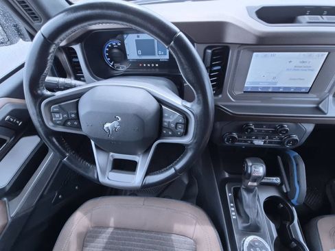Used 2022 Ford Bronco Outer Banks AWD/4WD image 15